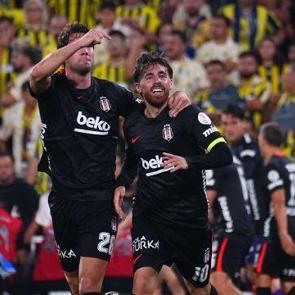 Kadık&ouml;y'de Kartal kanunları! Beşiktaş'tan Fenerbah&ccedil;e'ye derbi darbesi