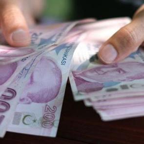 &Ouml;ğrencilere m&uuml;jde: Ek &uuml;cret &ouml;demeyecekler! Y&Ouml;K d&uuml;ğmeye bastı