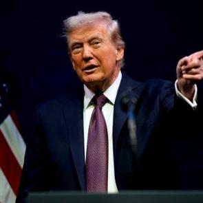 Trump'tan son dakika a&ccedil;ıklaması! Vatan haini ilan etti! Bomba iddiaya jet hızında yanıt