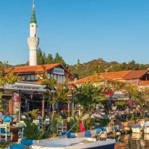 Buraya tatile giden alışverişe doymuyor! İstanbul'dan sıkılanlar i&ccedil;in yaşanacak 13 il&ccedil;e
