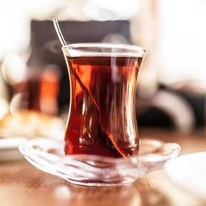 &Ccedil;ok sıcak i&ccedil;enler dikkat: Zararı a&ccedil;ığa &ccedil;ıktı! Duyanı hayrete d&uuml;ş&uuml;rd&uuml;