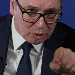 Vucic, Meclisi feshetti! Sırbistan erken se&ccedil;ime gidiyor: Tarih belli oldu