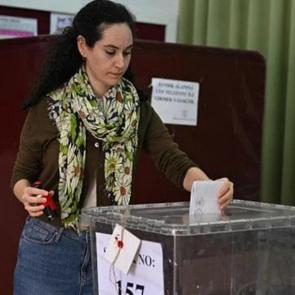 Yavru Vatan'da se&ccedil;im heyecanı! 6 Aralık'ta sandık başına! 