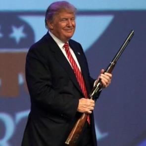 Trump'tan dikkat &ccedil;eken silah stoğu mesajı: İddialara sert yanıt verdi!