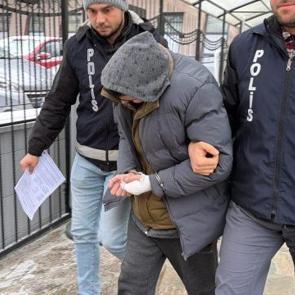 Eskişehir'de &uuml;vey babasını &ouml;ld&uuml;ren sanığın ifadesi ortaya &ccedil;ıktı 