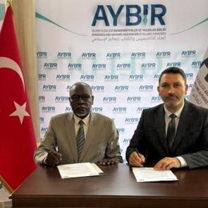 İslam coğrafyası i&ccedil;in ortak adım: AYBİR ve Sudanlı &uuml;niversiteden iş birliği