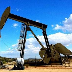 Petrol fiyatları d&uuml;şecek mi? Trump&rsquo;tan piyasaları hareketlendiren İran a&ccedil;ıklaması