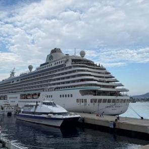 Bodrum&rsquo;a 693 yolcusuyla geldi