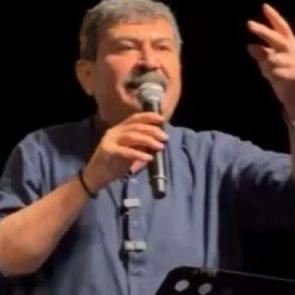 &Ccedil;ift&ccedil;ilerle bir araya gelen CHP'li belediye başkanı: Satmayın! G&ouml;t&uuml;r&uuml;n dereye d&ouml;k&uuml;n