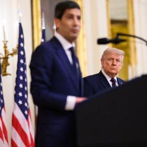 FED'in kararı sonrası Trump'tan sert mesaj! 'Bu artık b&ouml;yle devam edemez' 