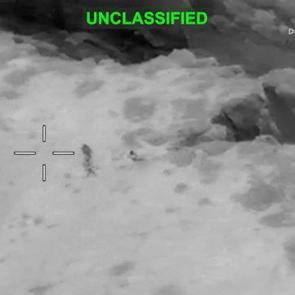 İran'da d&uuml;ş&uuml;r&uuml;len F-15E'nin m&uuml;rettebatını kurtarma operasyonunun g&ouml;r&uuml;nt&uuml;leri ortaya &ccedil;ıktı