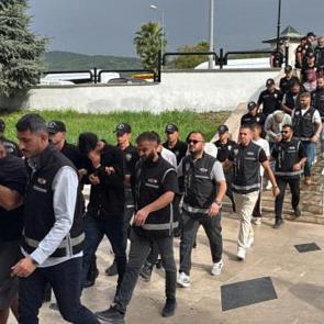 Muğla&rsquo;da 'Sokaklar G&uuml;vende' operasyonu: 13 ş&uuml;pheli tutuklandı