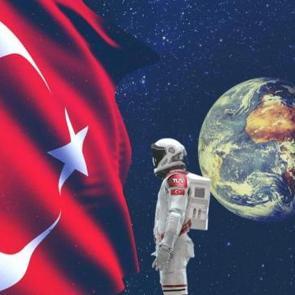 İsrail basını T&uuml;rkiye&rsquo;nin Ay hedefini yazdı: &ldquo;T&uuml;rkiye &ccedil;ıtayı y&uuml;kseltiyor&rdquo;