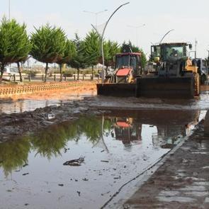 Sel gitti, &ccedil;amur kaldı; hasar tespit &ccedil;alışmaları başladı