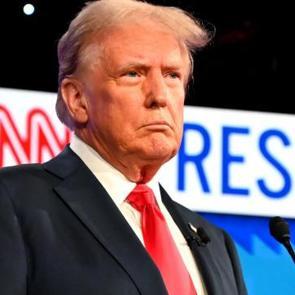 Trump'tan bomba karar: CNN ve 2 kanalın Beyaz Saray'a girişini yasakladı!