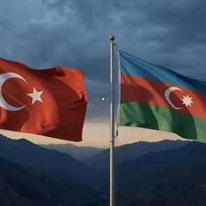 T&uuml;rkiye-Azerbaycan kardeşliğini hedef aldılar! Yeni Delhi'den skandal analiz