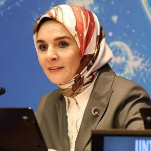 Bakan G&ouml;ktaş: Dijital tasarımlarda &ccedil;ocuk g&uuml;venliği en baştan planlanmalı