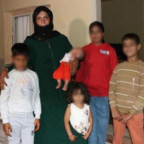 İ&ccedil;işleri Bakanı devreye girdi! Adana'da 5 &ccedil;ocuğuyla sokakta kalan kadın eve yerleştirildi