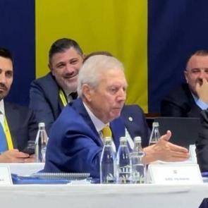 Aziz Yıldırım'dan genel kurulda sert a&ccedil;ıklama: "Parayı yemişsiniz"