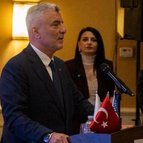 Bakan Bolat'tan ABD'de 100 milyar dolarlık ticaret hacmi mesajı