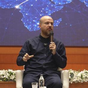 Bilal Erdoğan: İslam d&uuml;nyasının birlikte g&uuml;&ccedil;l&uuml; olmasına &ouml;nc&uuml;l&uuml;k edebiliriz