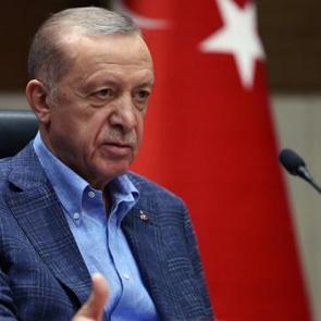 Cumhurbaşkanı Erdoğan d&uuml;nyaya duyurdu: Saldırı t&uuml;m taraflara yapılmış sayılır!
