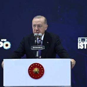 Cumhurbaşkanı Erdoğan: T&uuml;rkiye ekonomisi 24 &ccedil;eyrektir kesintisiz b&uuml;y&uuml;yor