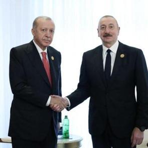 Cumhurbaşkanı Erdoğan'dan Azerbaycan Cumhurbaşkanı Aliyev'e "Anım G&uuml;n&uuml;" telefonu