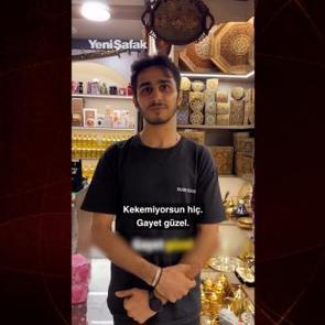 Memleketine d&ouml;nen Suriyeli Yahya'dan vefa &ouml;rneği: "Ay yıldız &ccedil;elik yelektir!