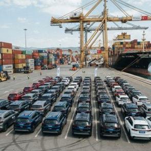 Avrupalı otomotiv devinden Togg s&ouml;zleri! T&uuml;rkiye'yi &ouml;ne &ccedil;ıkaran b&uuml;y&uuml;k avantajı a&ccedil;ıkladı