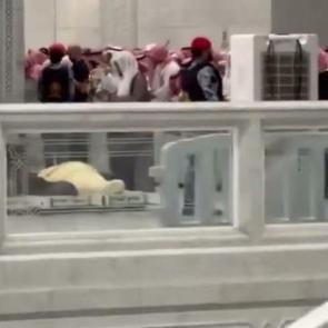 Mescid-i Haram m&uuml;ezzini İbrahim el-Medeni'nin cenaze namazı kılındı