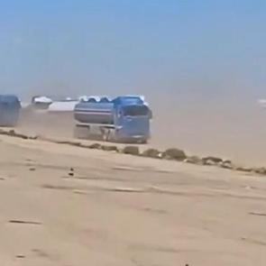 Suriye'den Irak'a dev benzin sevkiyatı başladı