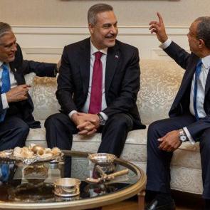 T&uuml;rkiye, Mısır, Pakistan ve Suudi Arabistan'dan kritik toplantı