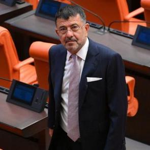 Yeni Parti Malatya Milletvekili Veli Ağbaba hastaneye kaldırıldı