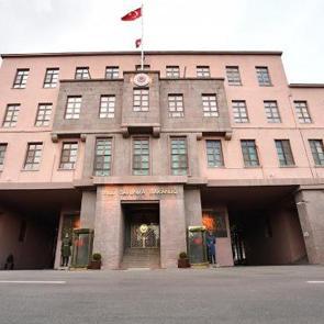 Zeytindalı harekat b&ouml;lgesinde rahatsızlanan asker şehit oldu