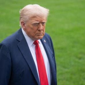 Trump'tan dikkat &ccedil;eken &ccedil;ıkış: Pes edecekler