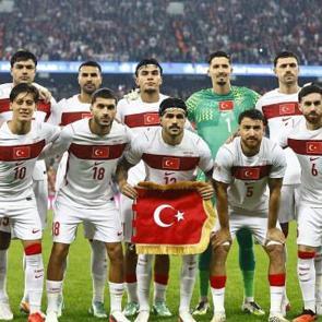A Milli Takım'da b&uuml;y&uuml;k şok! Yıldız oyuncu kadrodan &ccedil;ıkartıldı