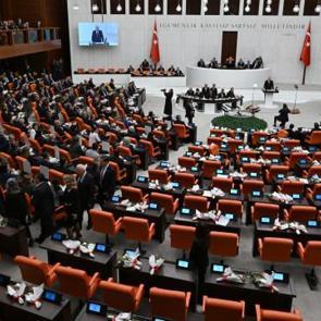 AK Parti'den Yeni Parti'ye tepki: Meclis'e saygısızlık