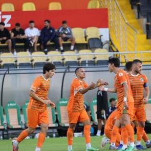 Alanyaspor Amed'e gol yağdırdı!