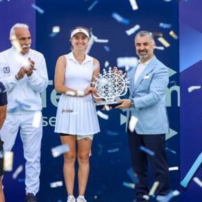 Ankara'da tenis r&uuml;zgarı esti! T&uuml;rk Telekom Ankara Open'da zafer Berfu Cengiz'in oldu