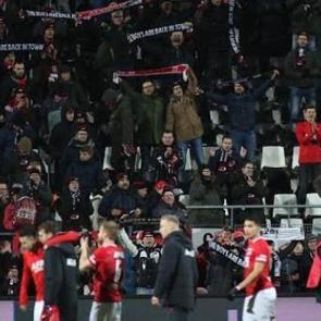 Avrupa Ligi ma&ccedil;ıyla ilgili karar verildi İsrail ekibinin taraftarları ma&ccedil;a alınmayacak