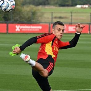 Bel&ccedil;ika'da Trossard i&ccedil;in 'T&uuml;rkiye' a&ccedil;ıklaması geldi! Belirsizlik ortadan kalktı
