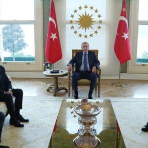 Cumhurbaşkanı Erdoğan peş peşe belediye başkanlarıyla g&ouml;r&uuml;şt&uuml;