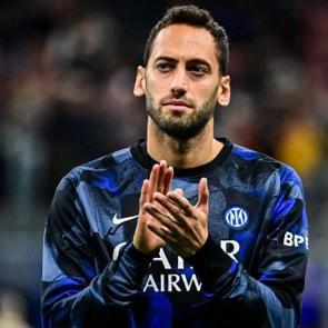 Inter'den T&uuml;rkiye &ouml;nlemi! Hakan &Ccedil;alhanoğlu'na S&uuml;per Lig kapıları kapanabilir