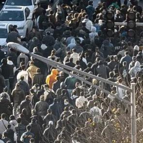 İran'da bir idam daha: Protestolarda polise ateş a&ccedil;mıştı! 