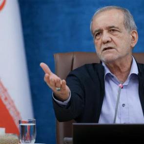İran'dan beklenmedik ABD a&ccedil;ıklaması! Pezeşkiyan kabul etti