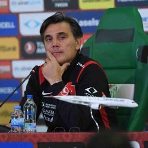Vincenzo Montella'dan b&uuml;y&uuml;k fedakarlık!