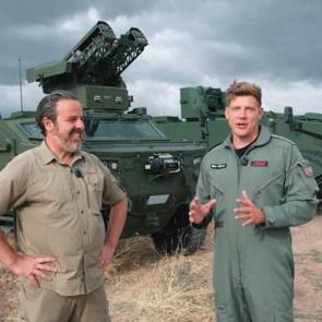 İsve&ccedil;li savaş pilotu Villman T&uuml;rkiye'nin tank avcısına hayran kaldı