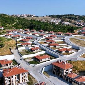 K&uuml;tahya'da kentsel d&ouml;n&uuml;ş&uuml;m sevinci: Bakan Kurum paylaştı: "Şuna bakmaya doyamazsın"