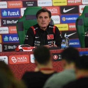 Montella ve kadro adaleti yeniden g&uuml;ndemde! Milli Takım'a &ccedil;ağırmadığı yıldız &ouml;d&uuml;l alıyor